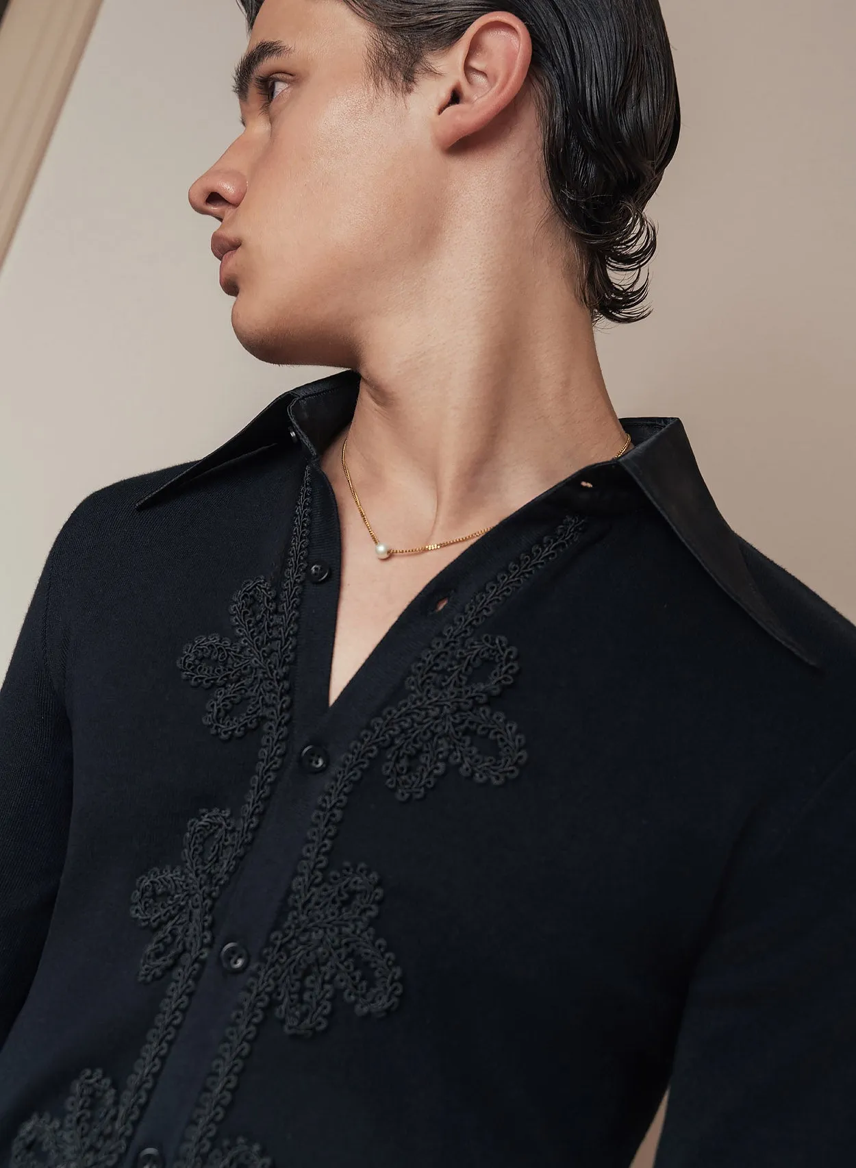 Black Embroidery Satin Collar Long Sleeve Cotton Polo