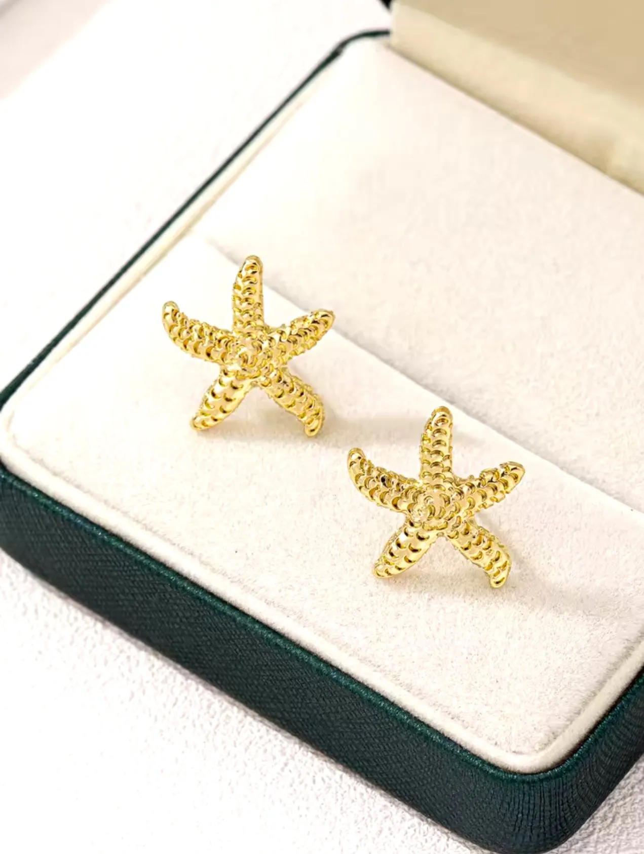 Gold  Starfish Earring