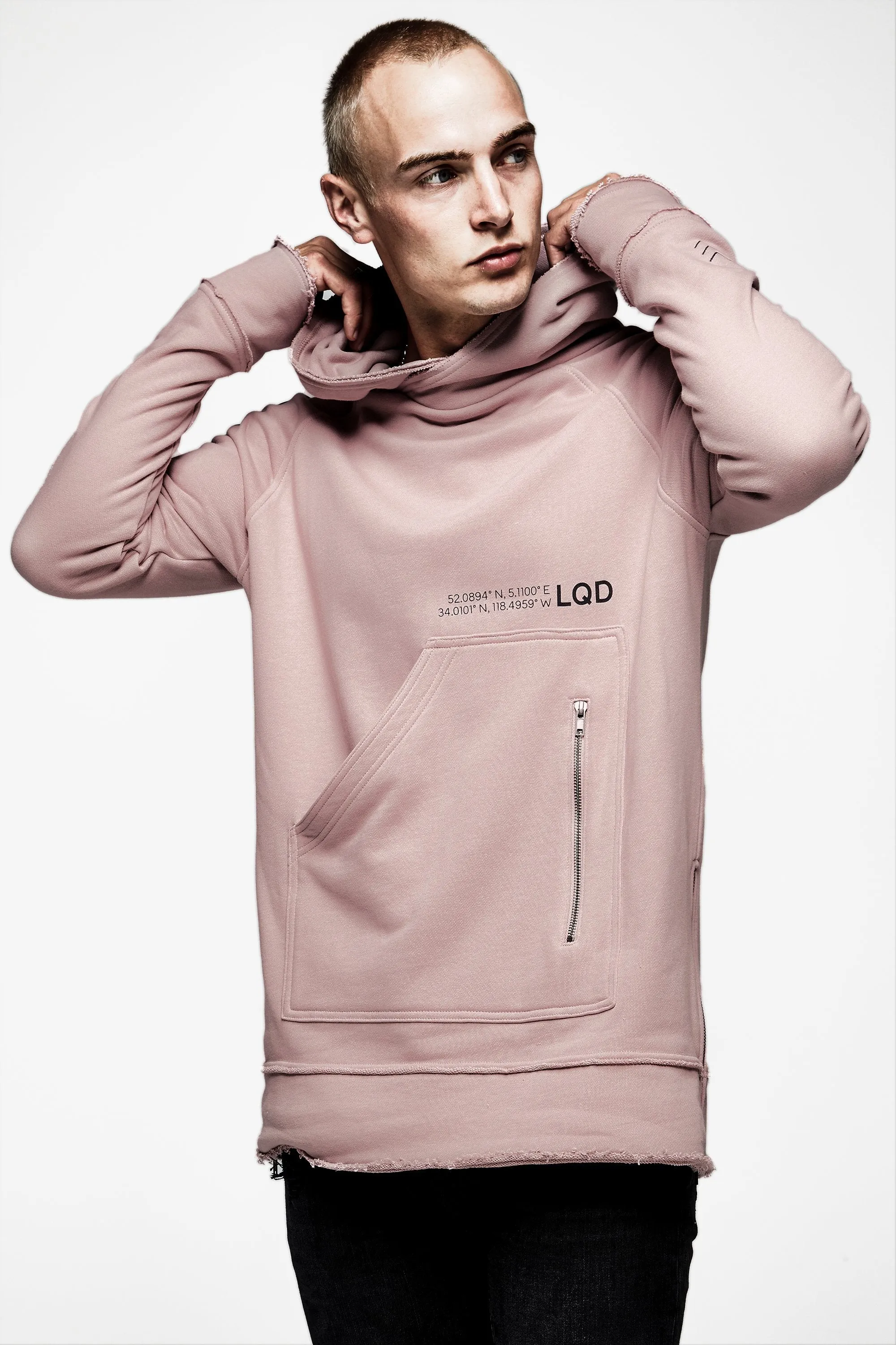 LQD V3 SQUARE POCKET HOODIE