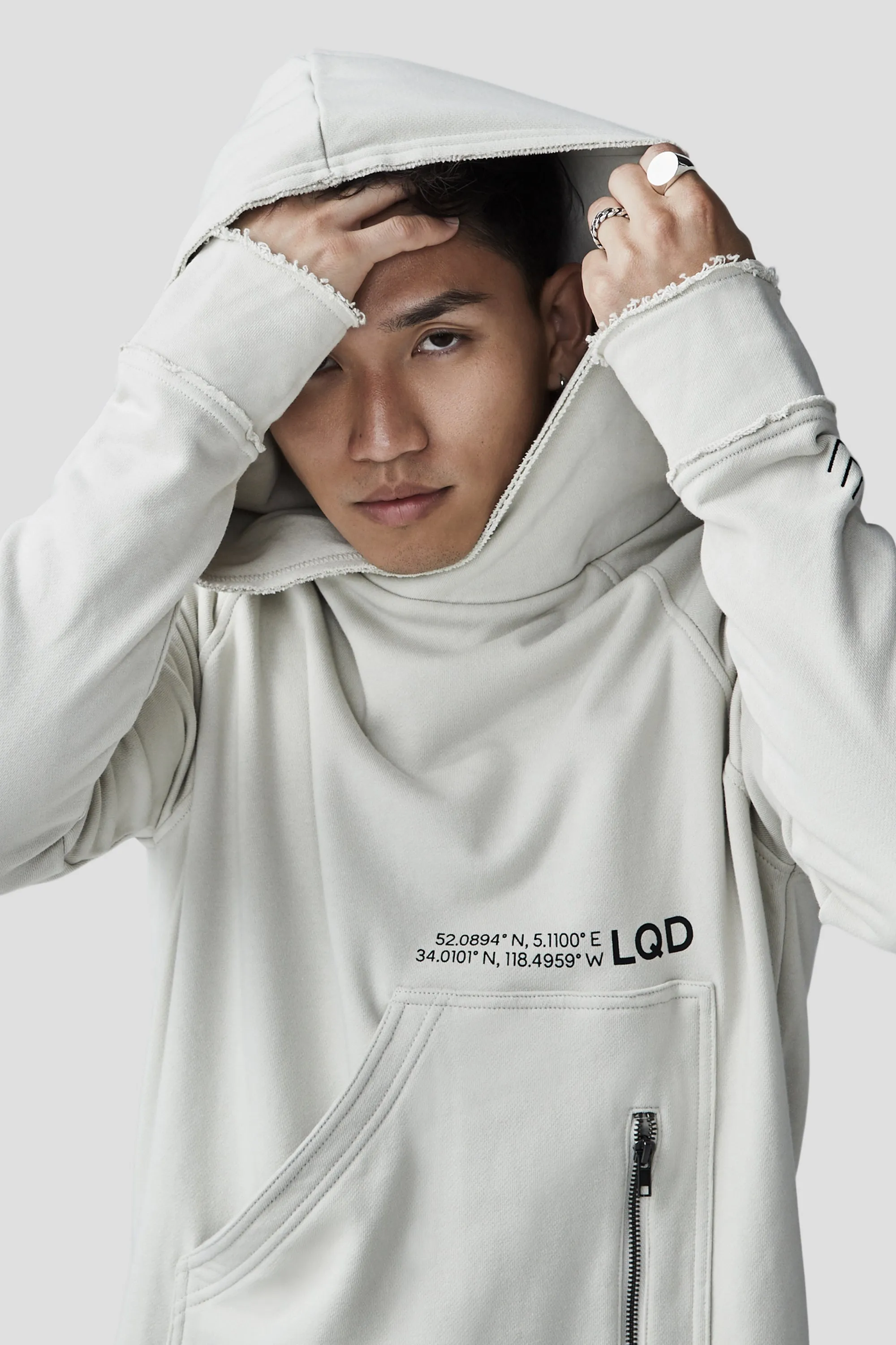 LQD V3 SQUARE POCKET HOODIE